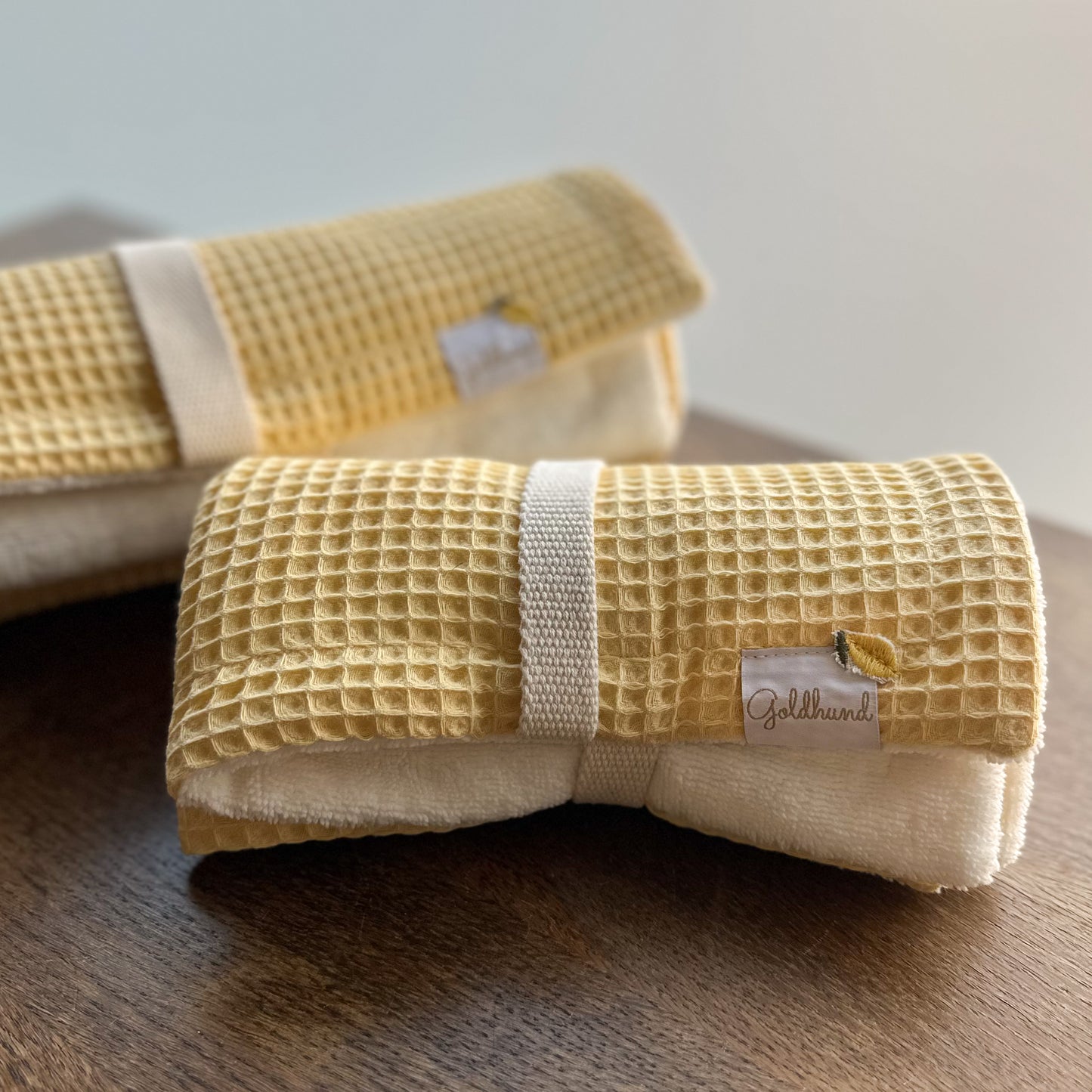 Pfotenhandtuch paw towel lemon